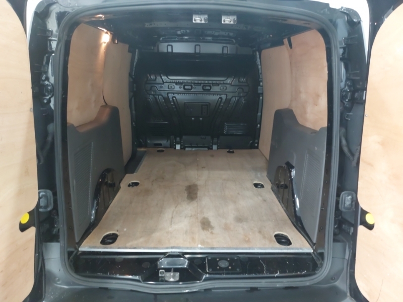 Ford Transit Connect 220 L1 1.5 Ecoblue 75Ps Leader-free Ply And Securi White #18