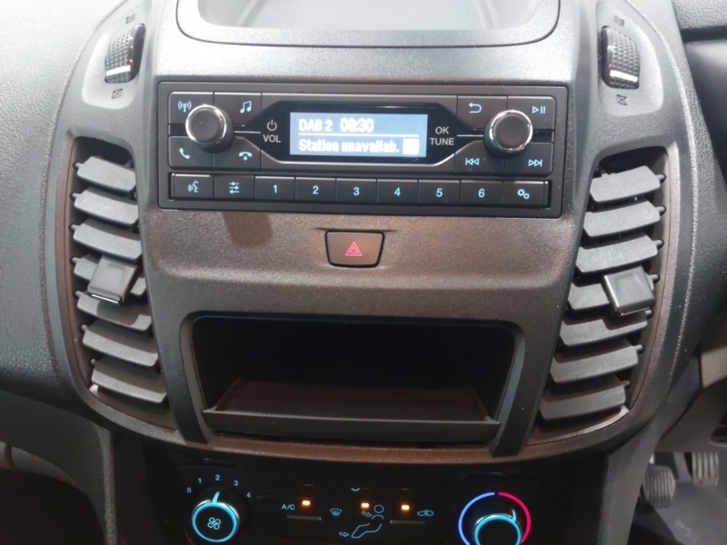 Ford Transit Connect 220 L1 1.5 Ecoblue 75Ps Leader-free Ply And Securi White #9
