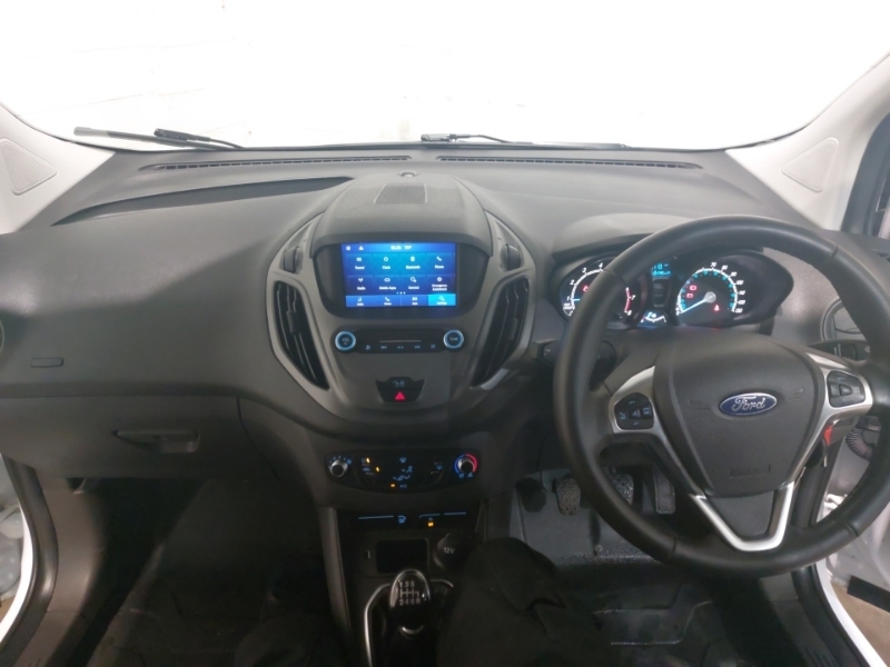 Ford Transit Courier 1.0 Ecoboost Limited Van 6 Speed White #3