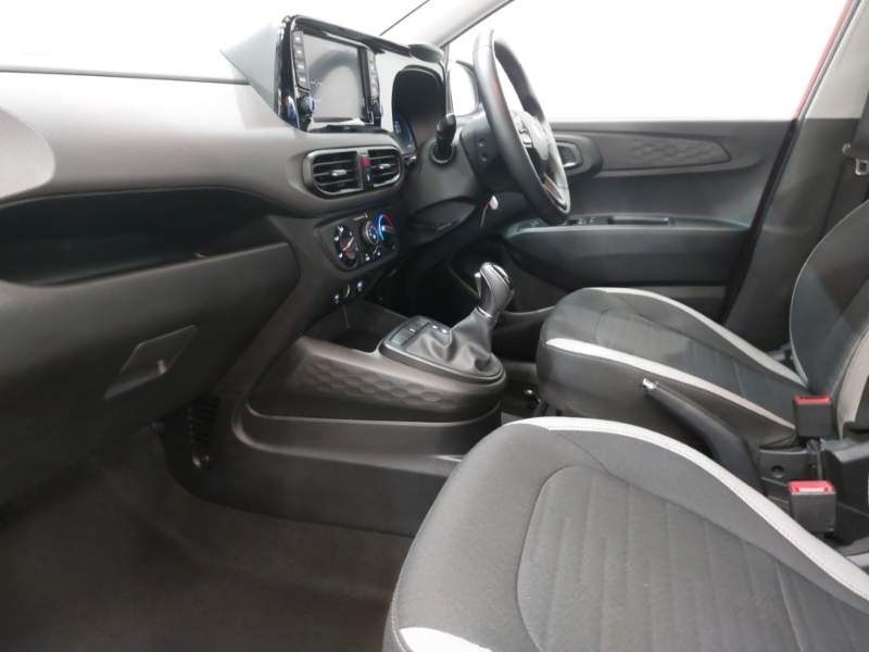 Hyundai I10 1.0 63 Advance Nav Red #5