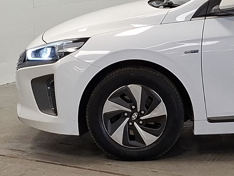 Hyundai Ioniq Premium Blue #19