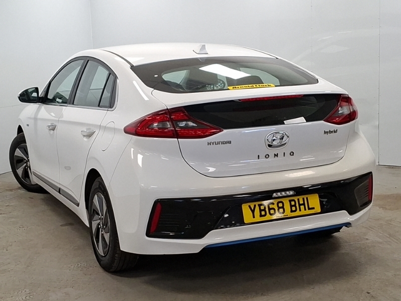 Hyundai Ioniq 1.6 Gdi Hybrid Premium Dct White #2