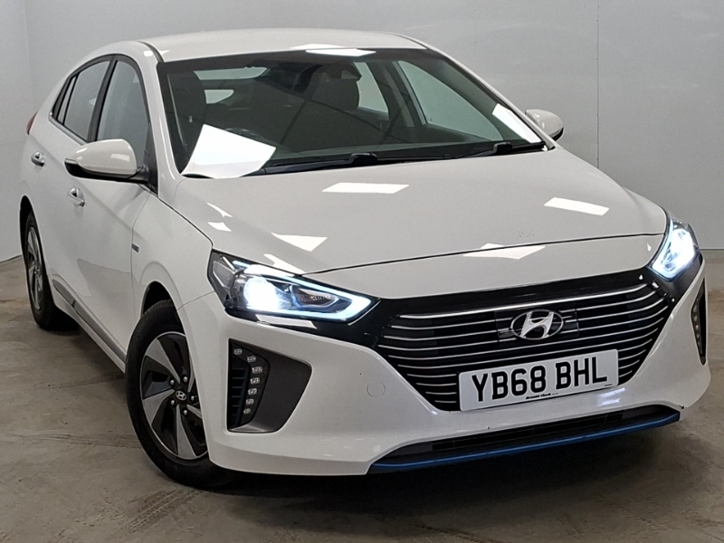 Hyundai Ioniq 1.6 Gdi Hybrid Premium Dct White