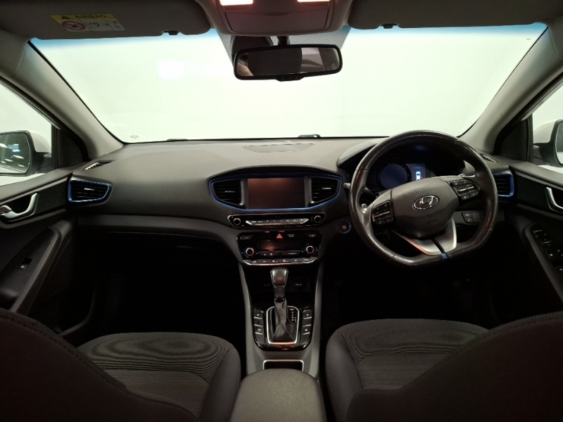 Hyundai Ioniq 1.6 Gdi Hybrid Premium Dct White #3