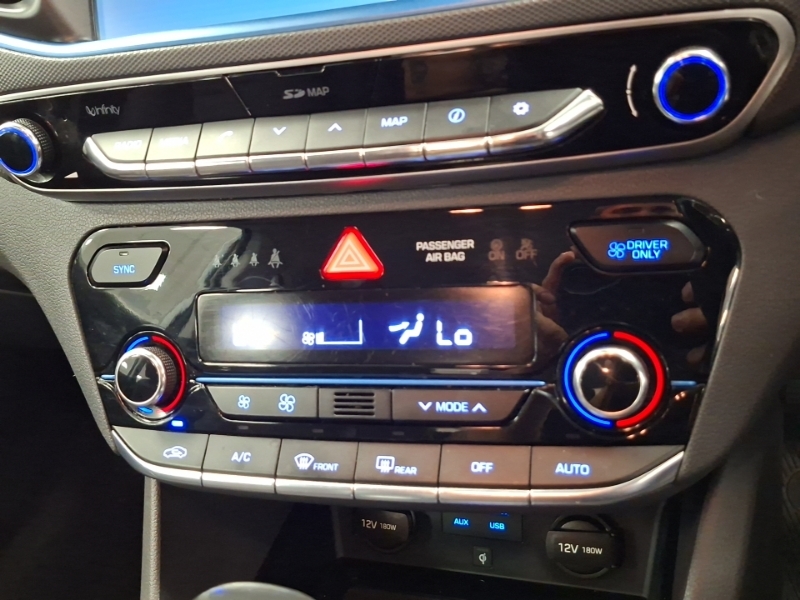 Hyundai Ioniq Premium Blue #10