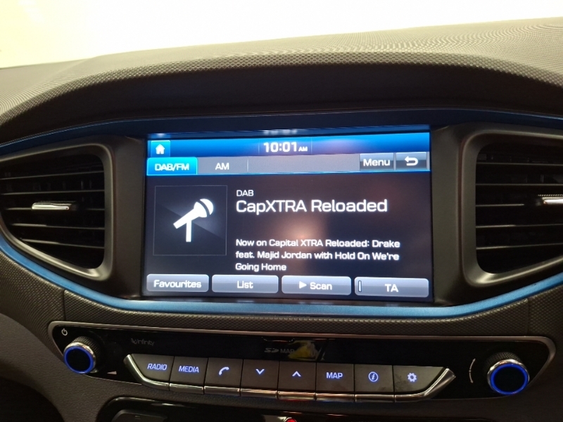 Hyundai Ioniq Premium Blue #11