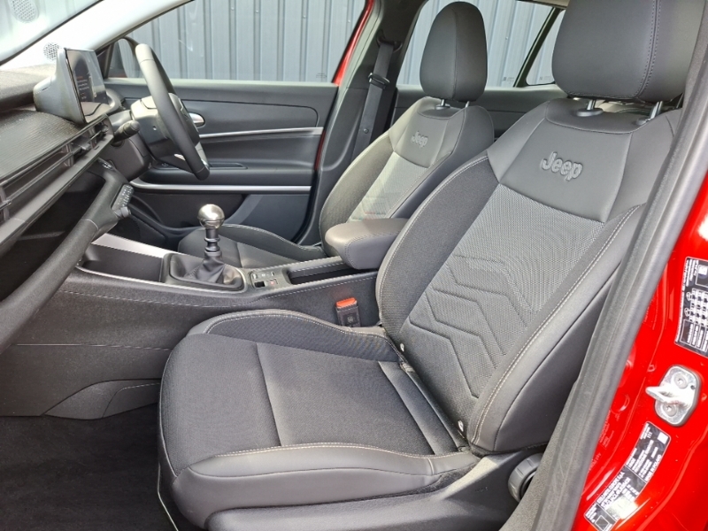Jeep Avenger 1.2 Altitude Red #5