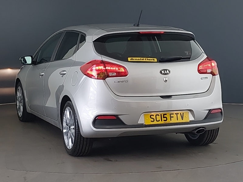 Kia Ceed 1.6 Crdi 4 Ecodynamics Silver #2