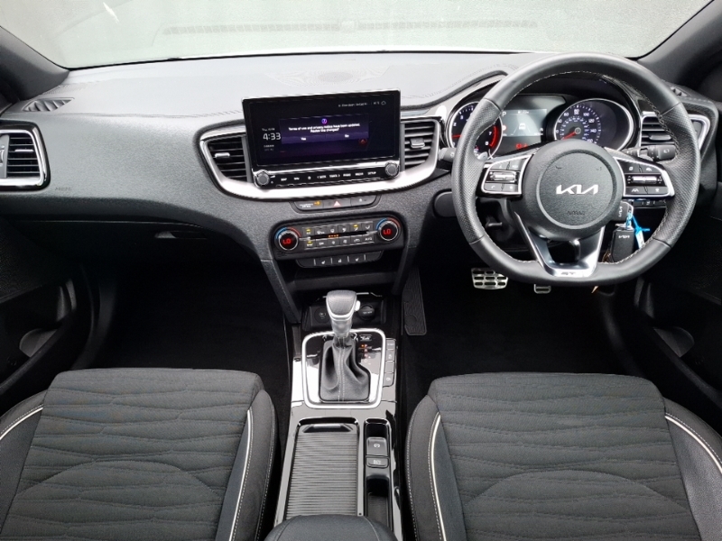 Kia Ceed 1.5T Gdi Isg 138 Gt-line Dct White #3