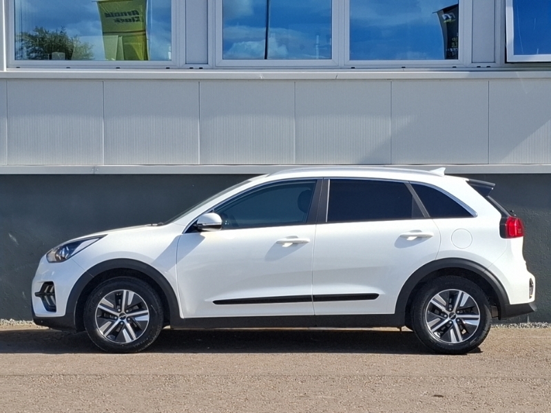 Kia Niro 1.6 Gdi Hybrid 2 Dct White #4