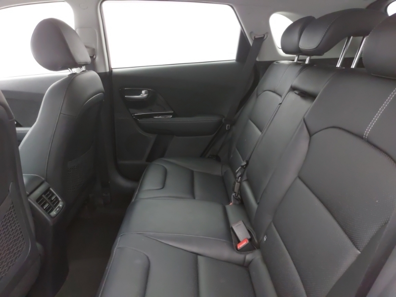 Kia Niro 1.6 Gdi Hybrid 3 Dct Red #6