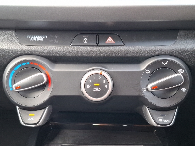 Kia RIO 1.0L Gt-line S Mhev 119 Bhp Black #10