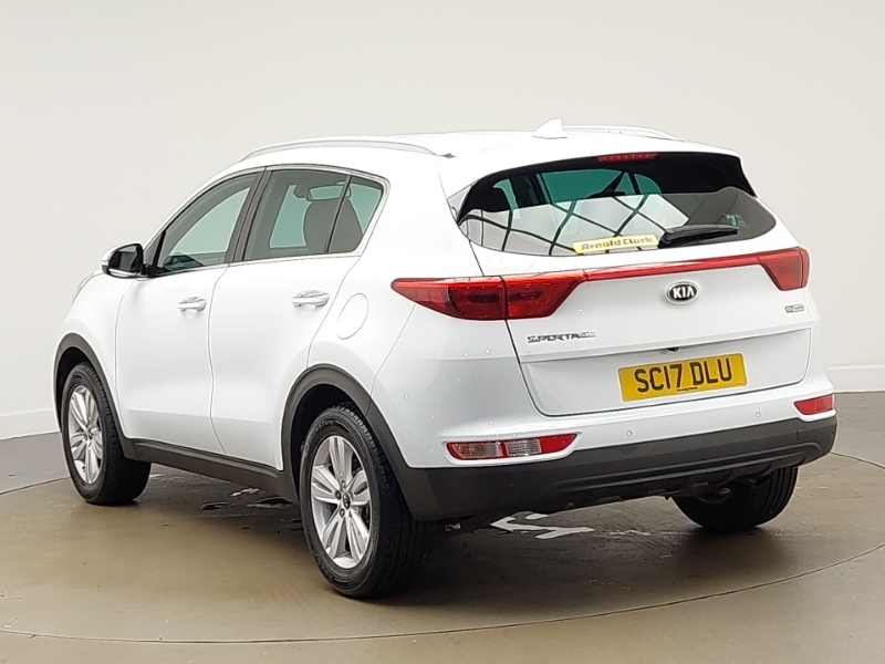 Kia Sportage 1.7 Crdi Isg 3 White #2