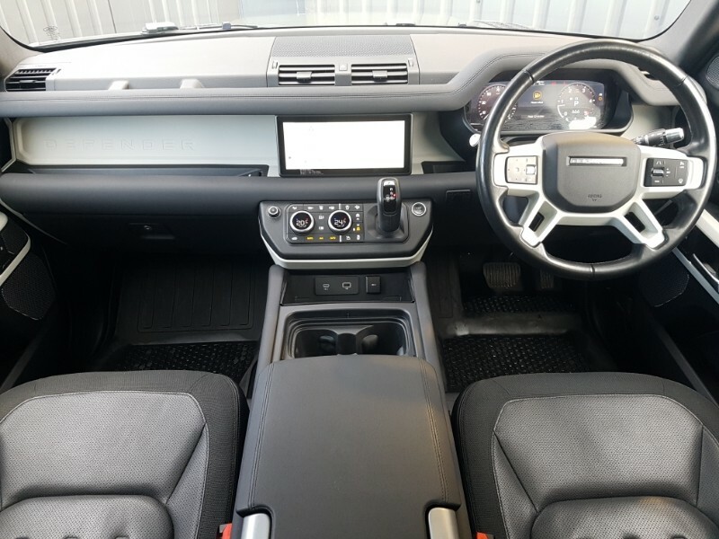 Land Rover Defender 110 2.0 D240 First Edition 110 Green #3