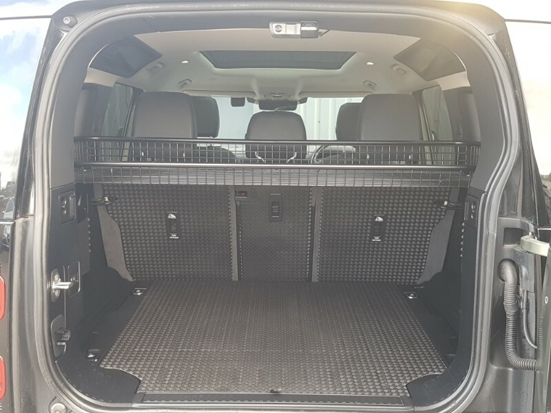 Land Rover Defender 110 S Silver #8
