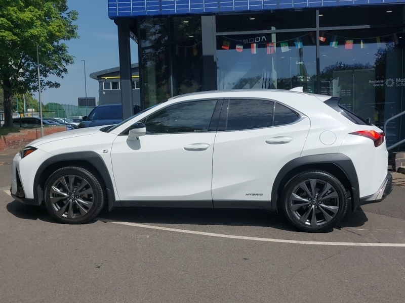 Lexus UX 250H 2.0 F-sport Cvt Nav VO20CVS White #4