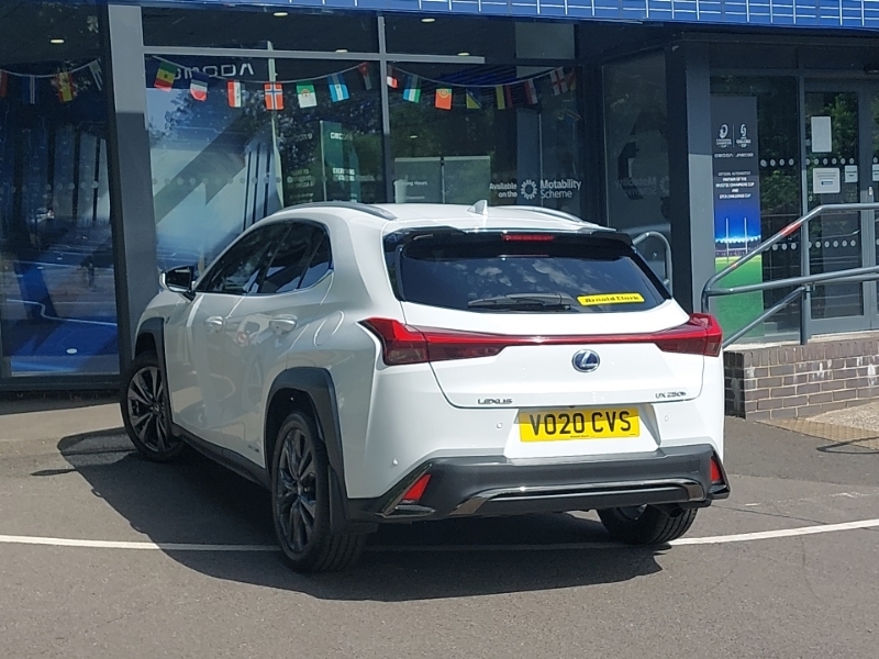 Lexus UX 250H 2.0 F-sport Cvt Nav VO20CVS White #2