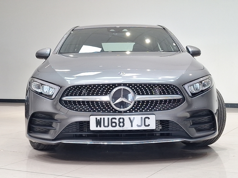 Mercedes-Benz A Class A 200 Amg Line Red #14