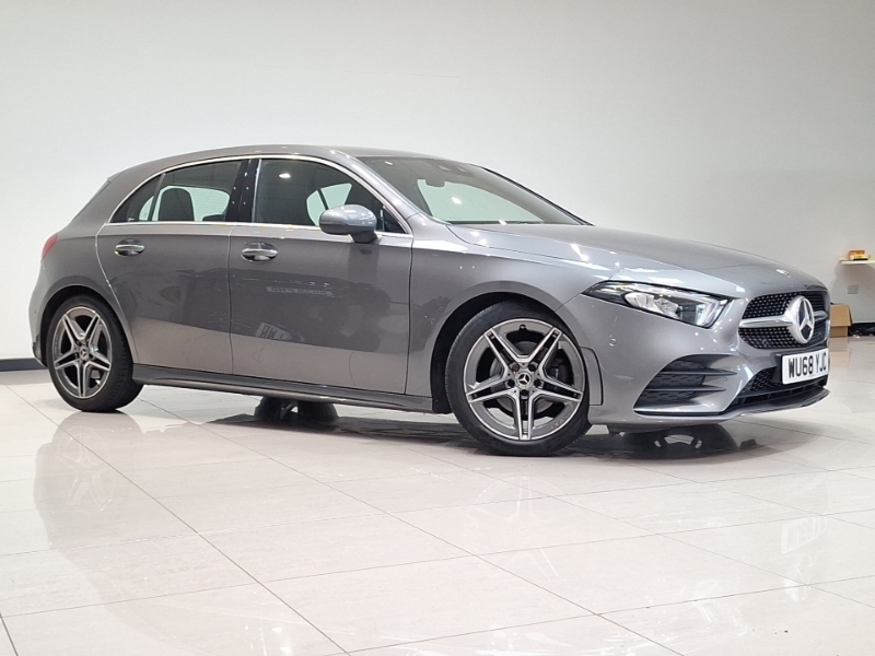 Mercedes-Benz A Class A 200 Amg Line Red #7