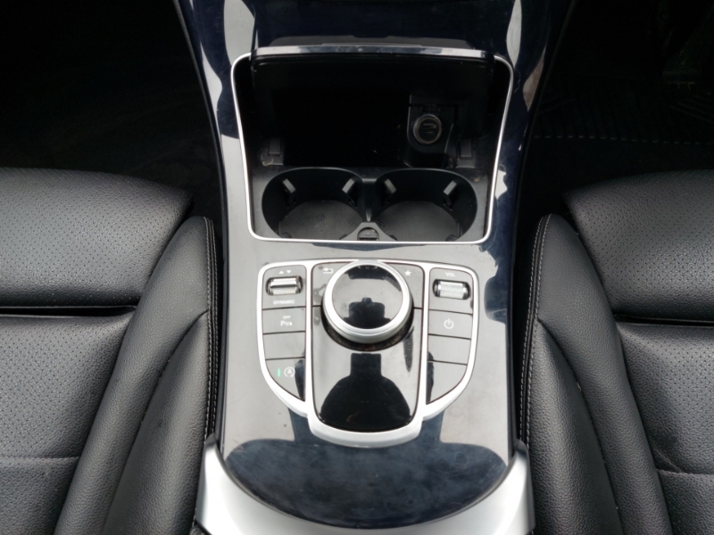 Mercedes-Benz C Class C 200 Amg Line Premium White #15