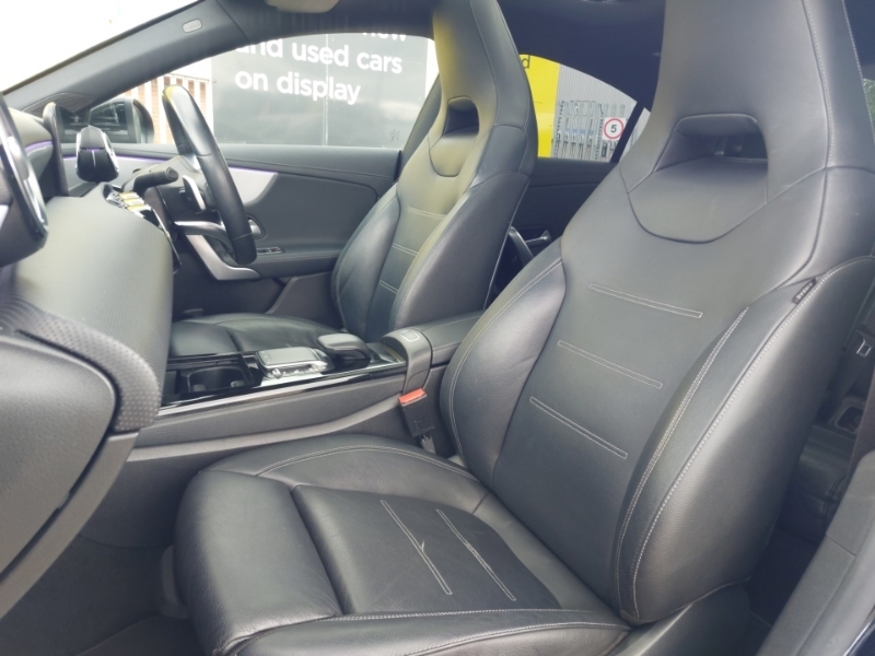 Mercedes-Benz CLA Class Cla 180 Amg Line Premium Plus Tip Black #5