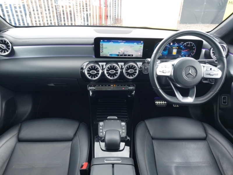 Mercedes-Benz CLA Class Cla 180 Amg Line Premium Plus Tip Black #3