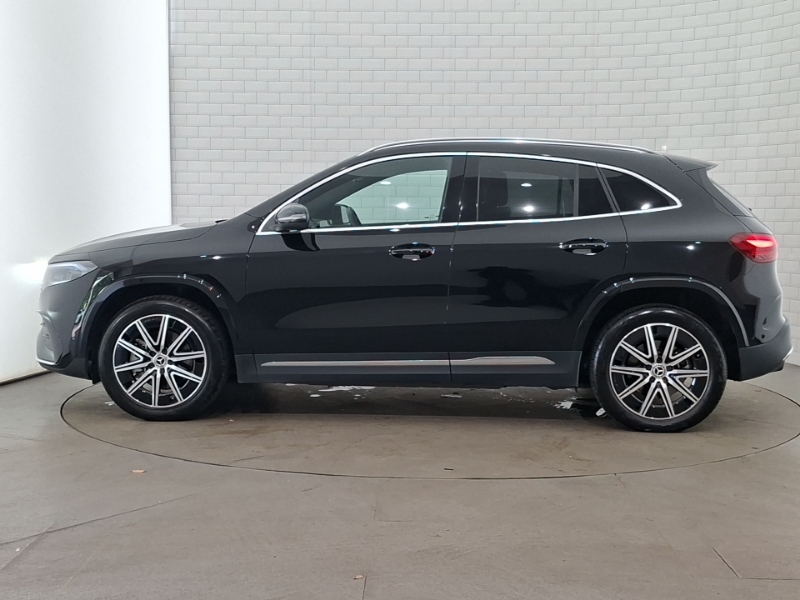 Mercedes-Benz EQA Eqa 250 140Kw Amg Line Executive 70.5Kwh Black #4