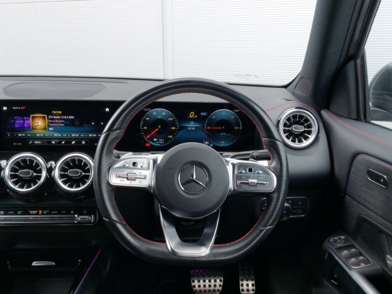 Mercedes-Benz EQB Amg Line Black #8