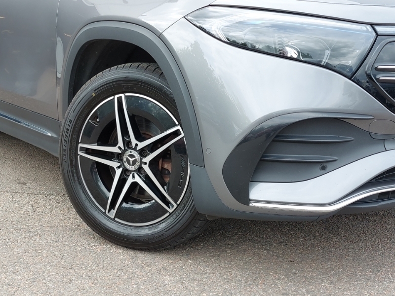 Mercedes-Benz EQB Amg Line Black #20