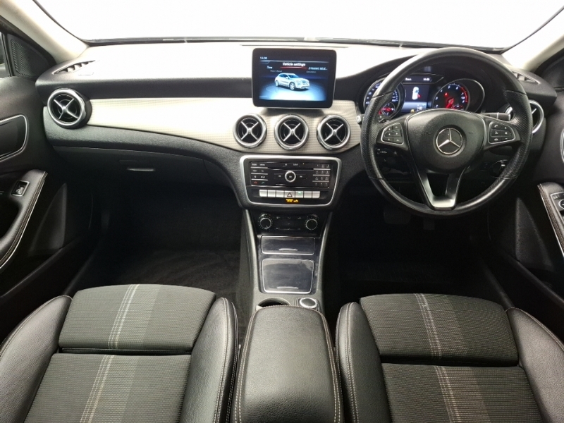 Mercedes-Benz GLA Class Gla 180 Urban Edition Grey #3