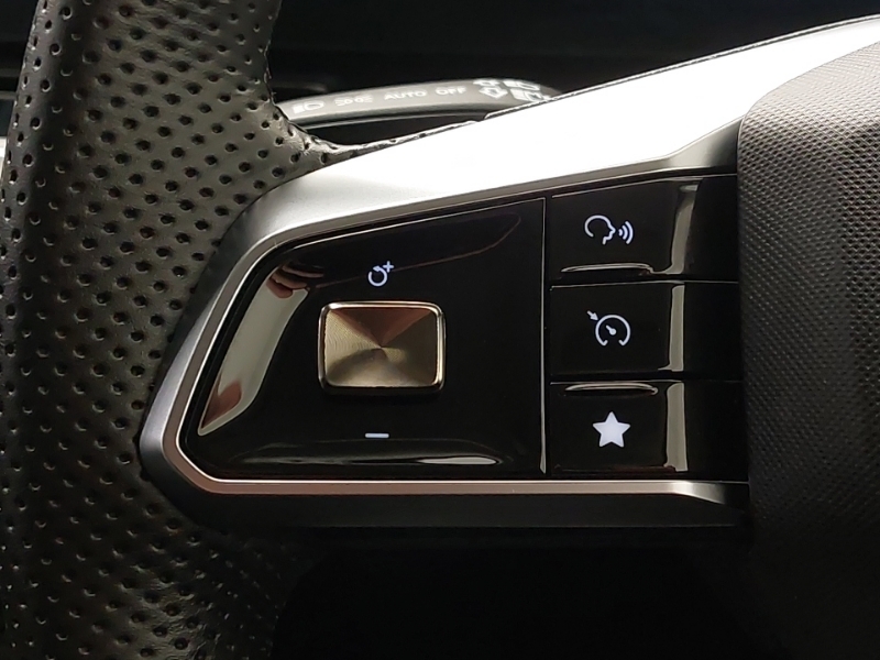 MG HS 1.5 T-gdi 24.7 Kwh Trophy Suv Plug-in H Silver #12