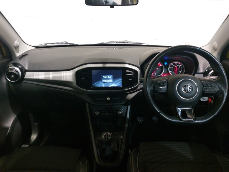 MG MG3 1.5 Vti-tech Exclusive Navigation Yellow #3