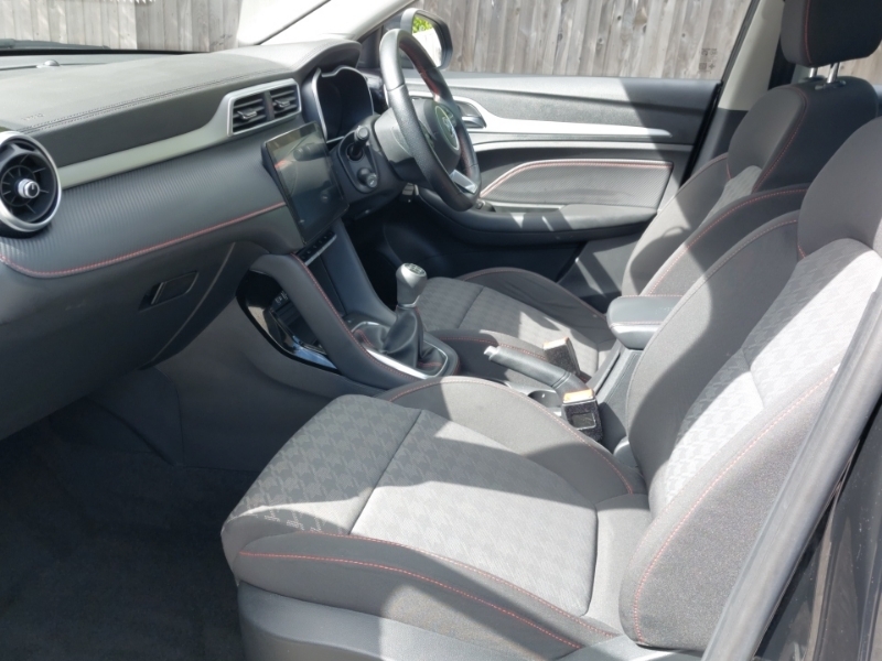 MG ZS 1.5 Vti-tech Excite Black #5