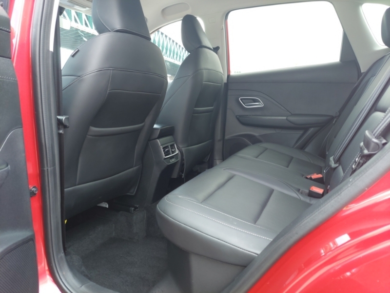 MG ZS 1.5 Hybrid Trophy Red #6