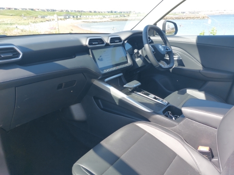 MG ZS 1.5 Hybrid Trophy White #5