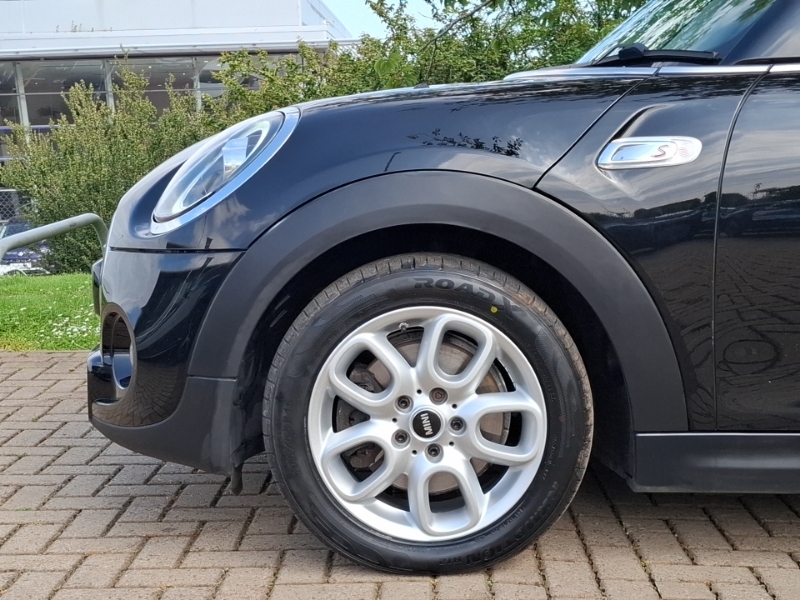 Mini Hatch Mini Used F55 Mini 5-Door Hatch Cooper S Sport Lci Black #18