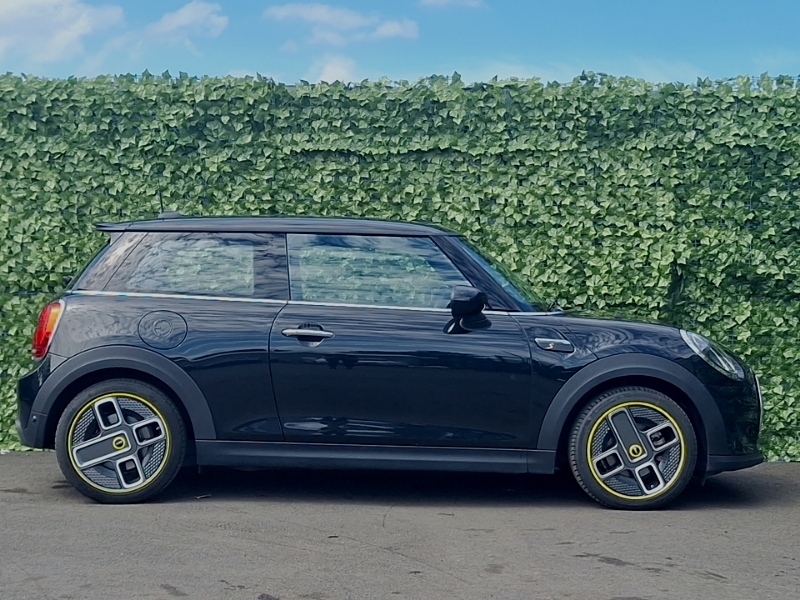 Mini Hatch 135Kw Cooper S Level 2 33Kwh Black #3