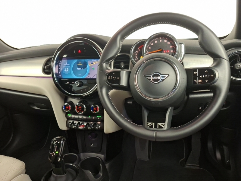 Mini Hatch 1.5 Cooper Exclusive BK22TNN Black #5