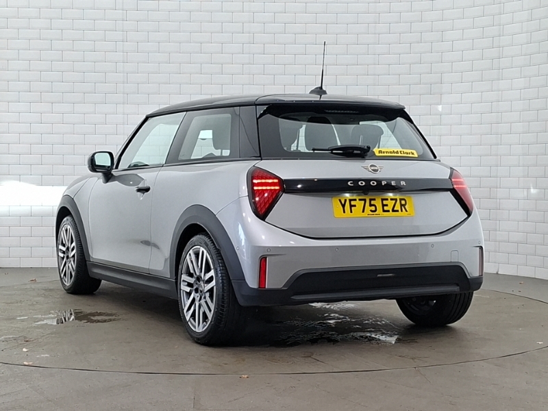 Mini Hatch 1.5 C Classic YF75EZR Silver #2
