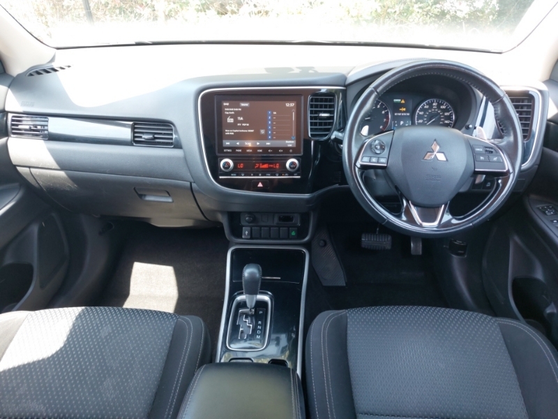 Mitsubishi Outlander 2.0 Design Cvt Black #3