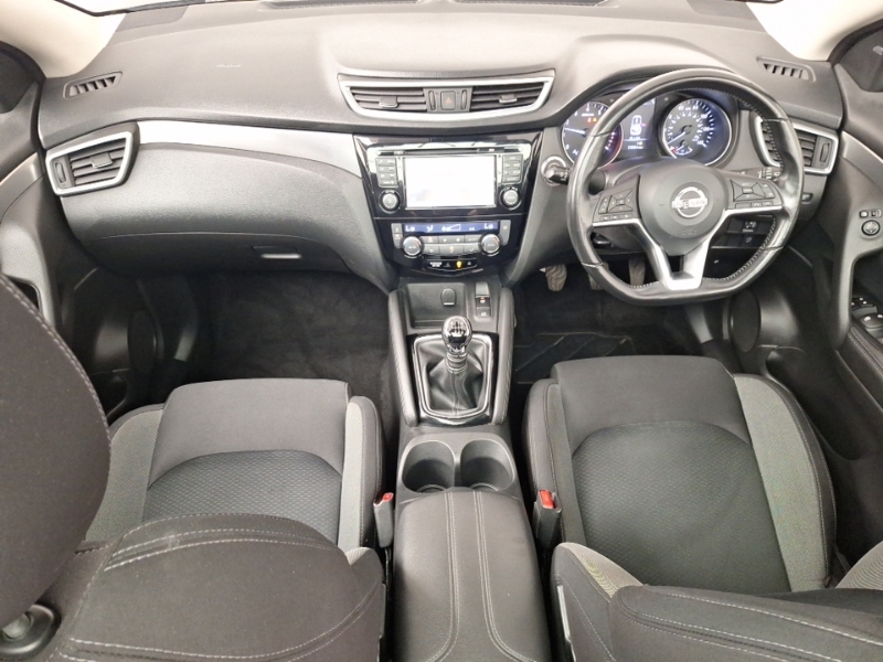 Nissan Qashqai 1.3 Dig-t N-connecta Black #3