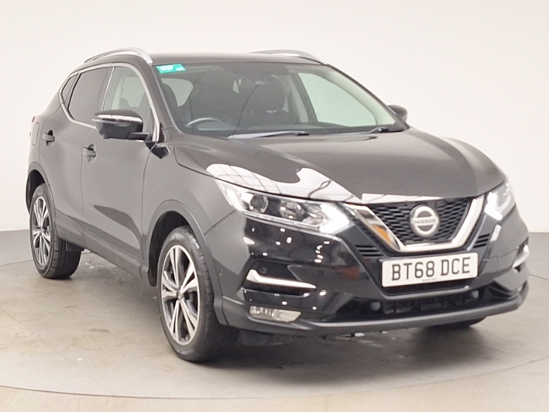 Nissan Qashqai 1.3 Dig-t N-connecta Black