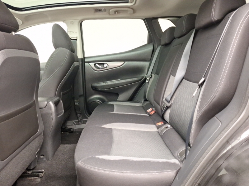 Nissan Qashqai 1.3 Dig-t N-connecta Black #6