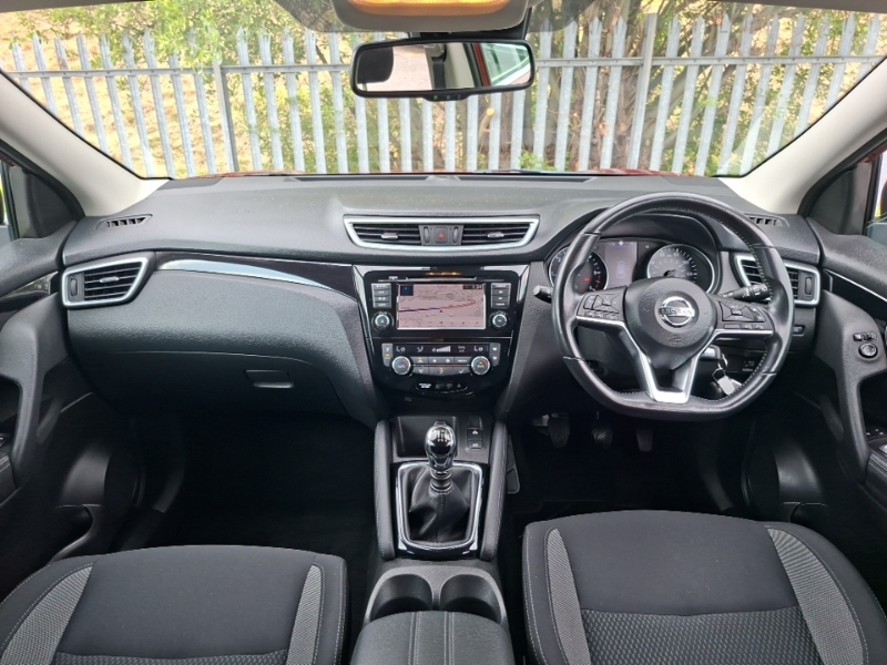 Nissan Qashqai 1.5 Dci 115 Acenta Premium Red #3