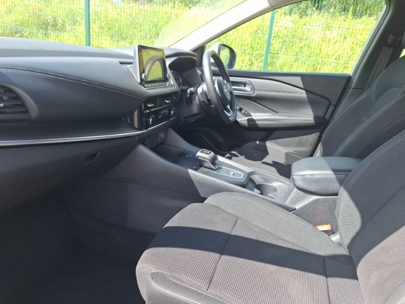 Nissan Qashqai 1.3 Dig-t Mh 158 Acenta Premium Xtronic White #5