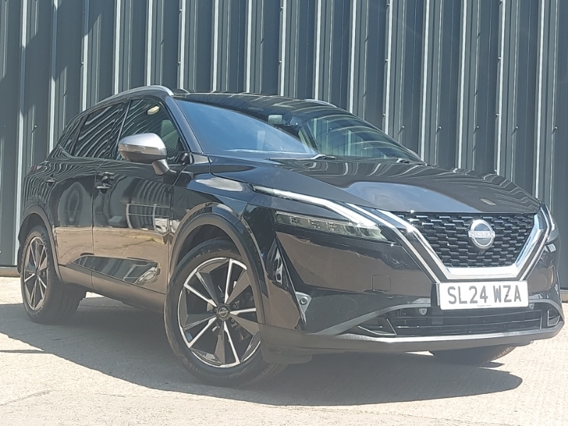 Nissan Qashqai 1.3 Dig-t Mh Tekna Black