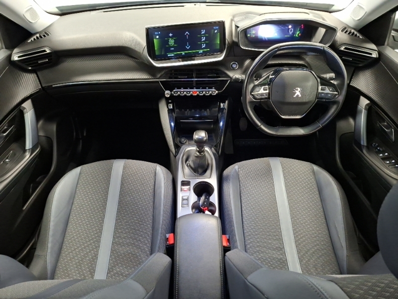 Peugeot 2008 1.2 Puretech Allure Premium Grey #3