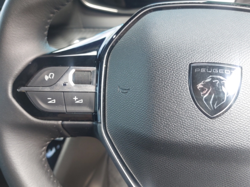 Peugeot e-2008 100Kw Allure 50Kwh Black #12