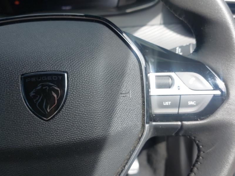 Peugeot e-2008 100Kw Allure 50Kwh Black #13