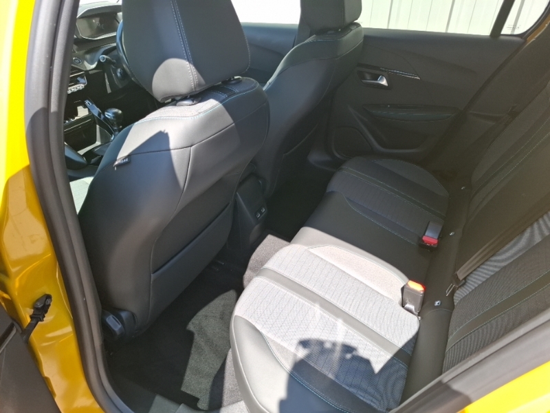 Peugeot 208 1.5 Bluehdi 100 Allure CE20HPF Yellow #6
